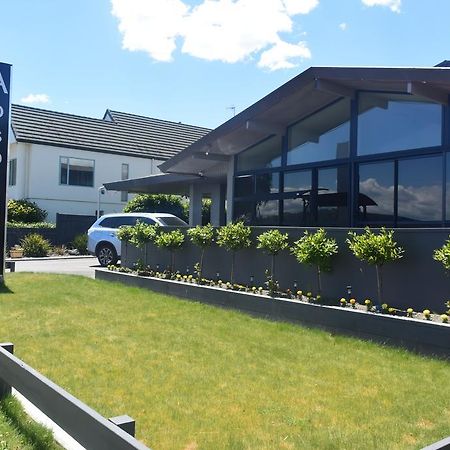 Absolute Lake View Motel 타우포 호 외부 사진