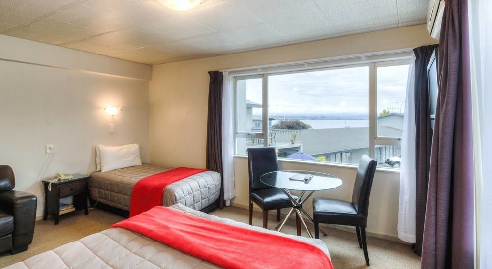 Absolute Lake View Motel 타우포 호 외부 사진