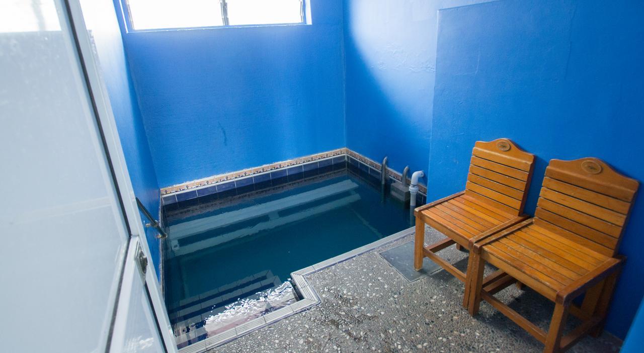 Absolute Lake View Motel 타우포 호 외부 사진